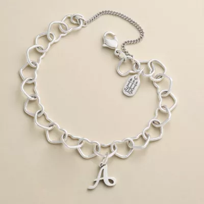 JamesAvery_BR-684-705249_altS.webp