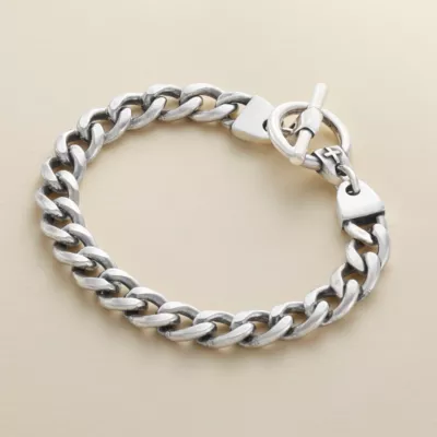 JamesAvery_BR-794-444975_altS.webp