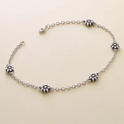 JamesAvery_BR-811-897655_altS.webp
