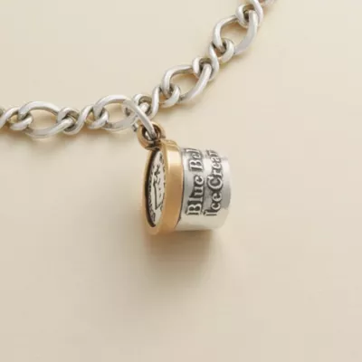 JamesAvery_CM-6123-196739_altS.webp