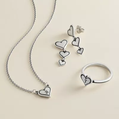 JamesAvery_DelicateHeart_Alpha_col.webp