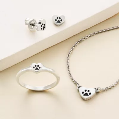 JamesAvery_LoveMyPet_col.webp