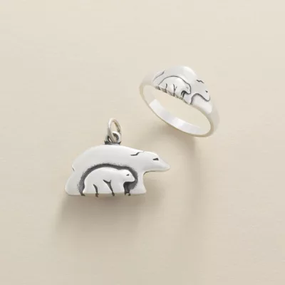 JamesAvery_MamaBear_col.webp