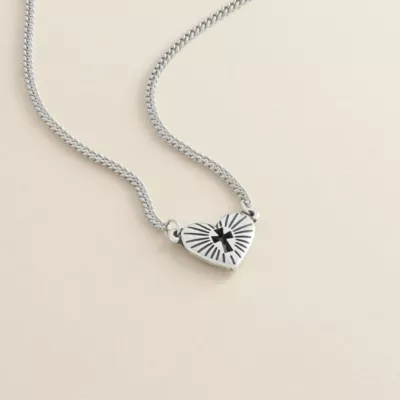 JamesAvery_NK-586-238546_altS.webp